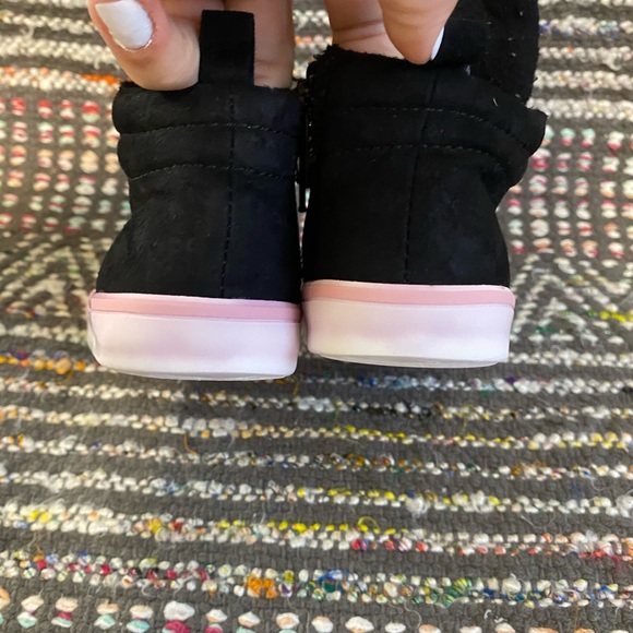 Unicorn toddler 7 high tops - Picture 6 of 9